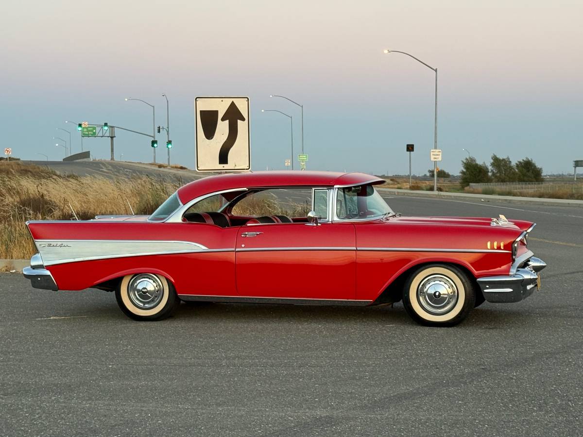 Chevrolet-bel-air-1957-18