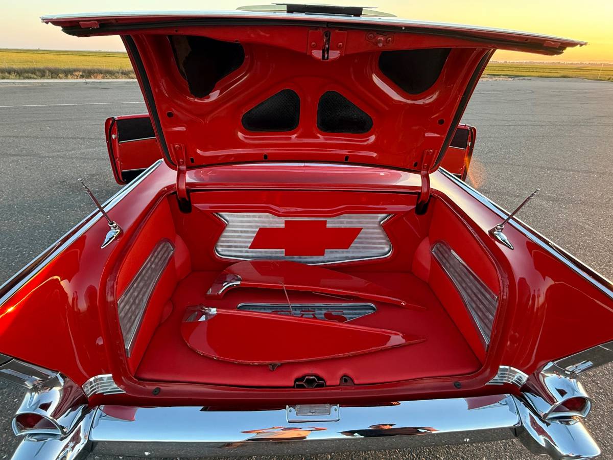 Chevrolet-bel-air-1957-28