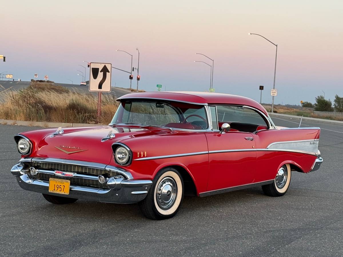 Chevrolet-bel-air-1957-82