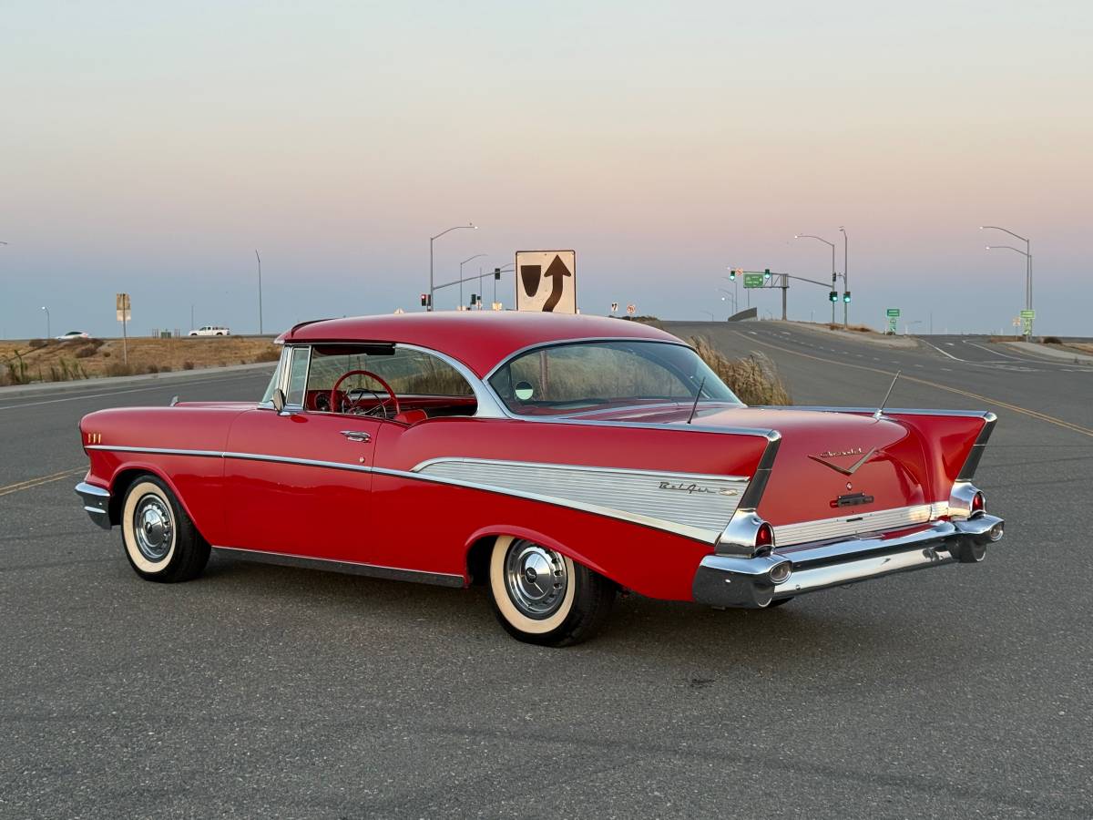 Chevrolet-bel-air-1957-87
