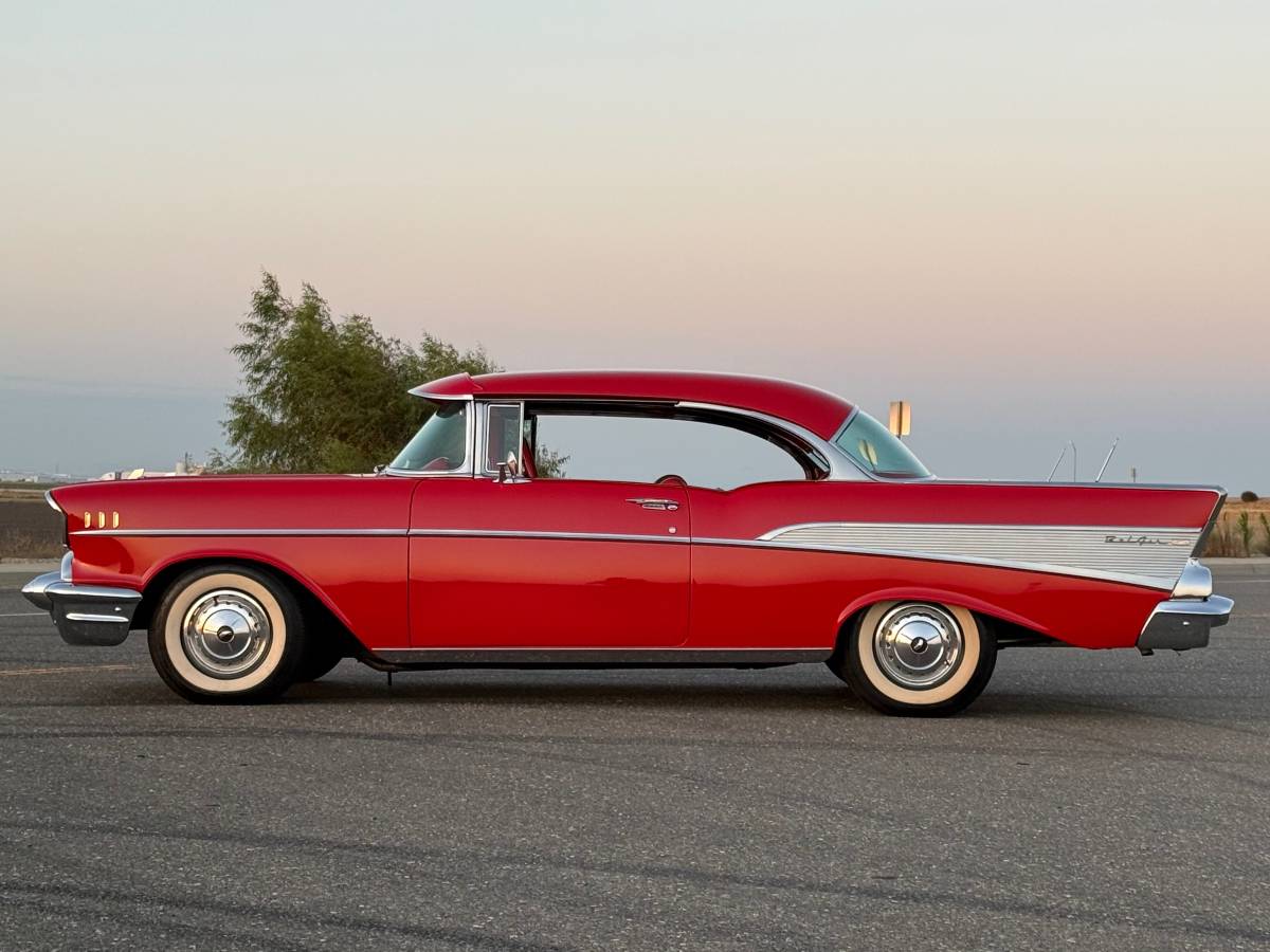 Chevrolet-bel-air-1957-89