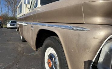 Chevrolet-c-10-custom-pickup-1966-17