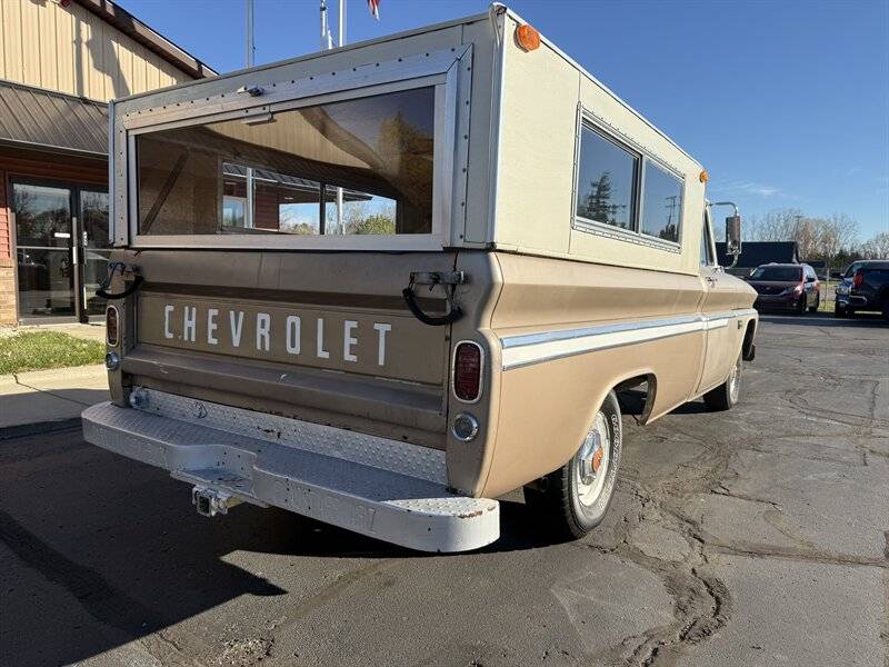 Chevrolet-c-10-custom-pickup-1966-4