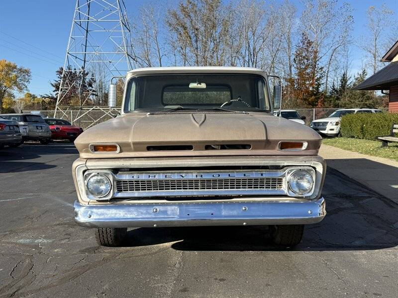 Chevrolet-c-10-custom-pickup-1966-5