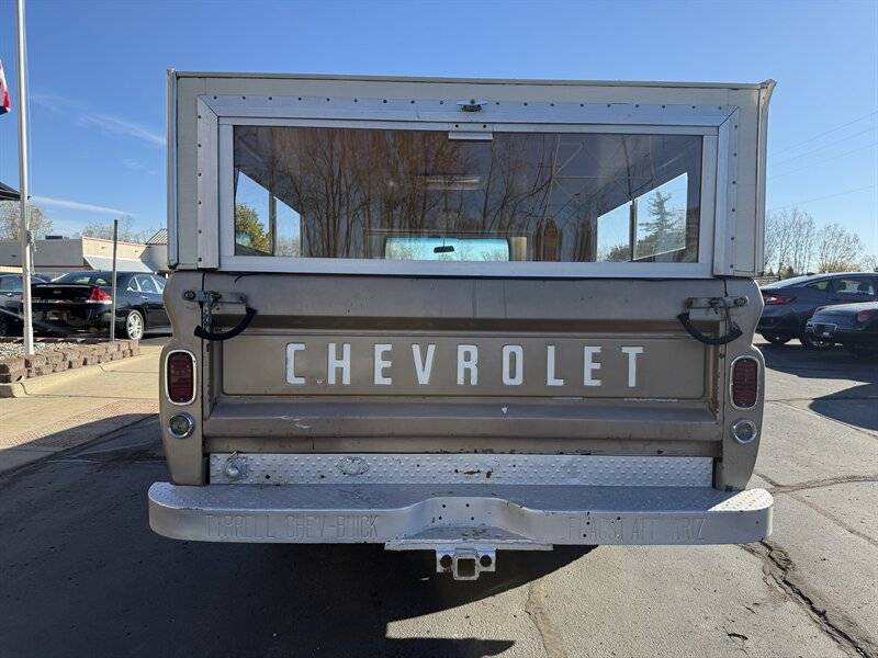 Chevrolet-c-10-custom-pickup-1966-7