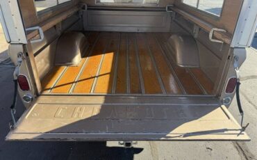 Chevrolet-c-10-custom-pickup-1966-8