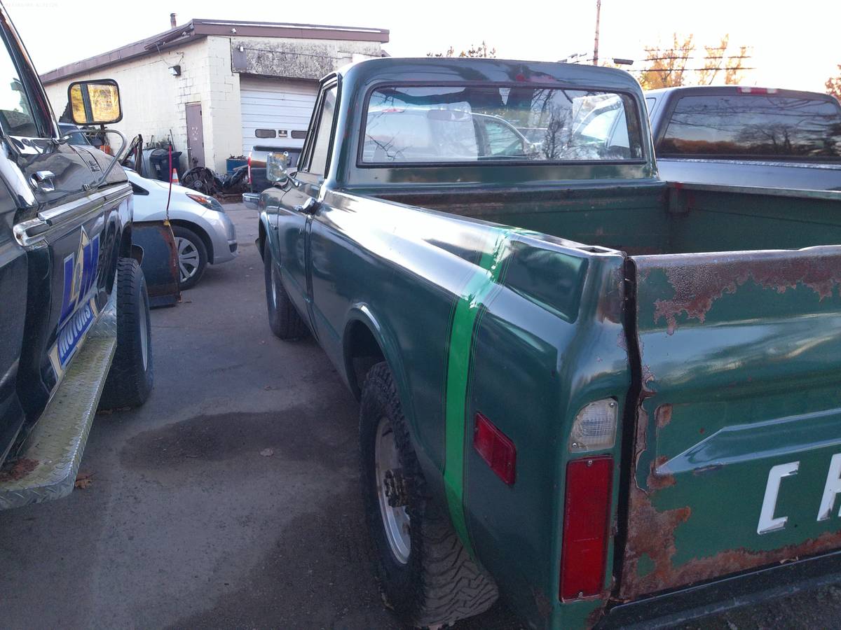 Chevrolet-c-20-1971-green-9