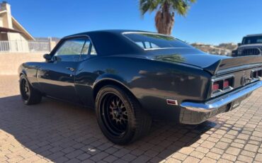 Chevrolet-camaro-1968-grey