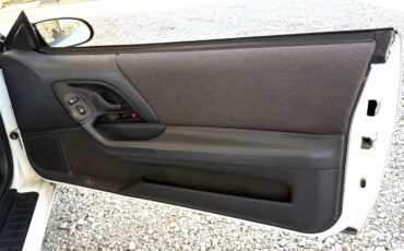 Chevrolet-camaro-1994-white-30