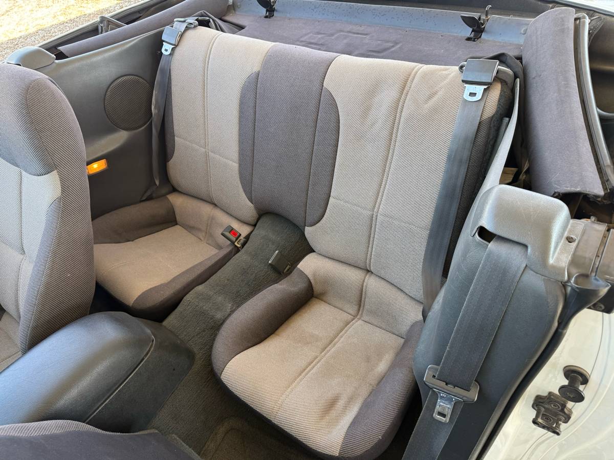 Chevrolet-camaro-1994-white-49