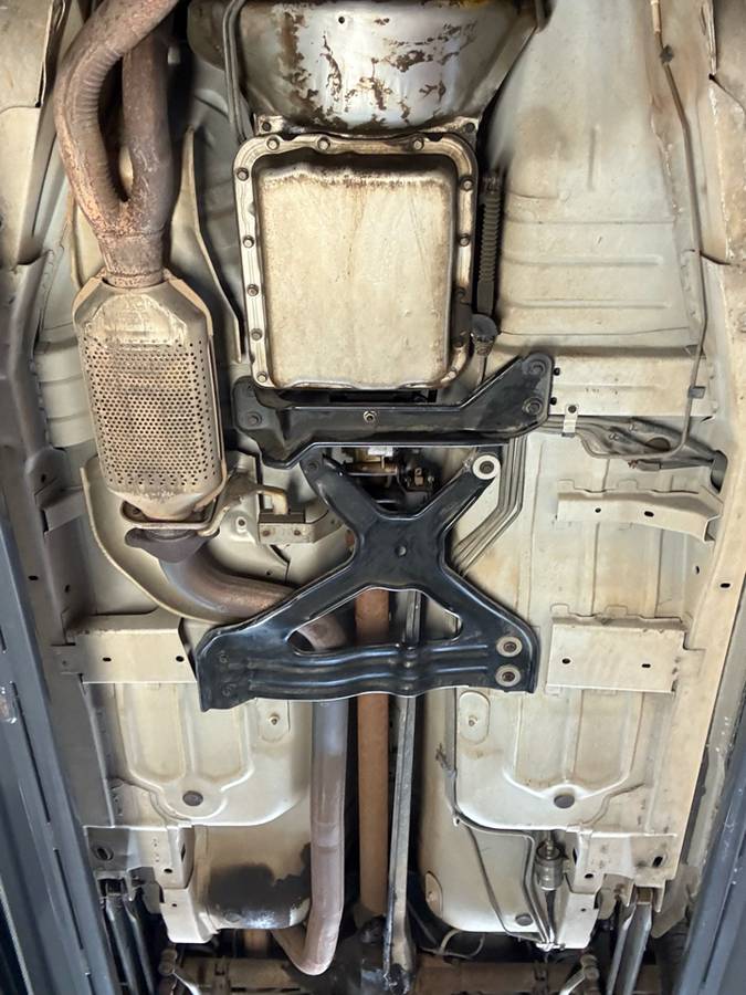 Chevrolet-camaro-1994-white-9