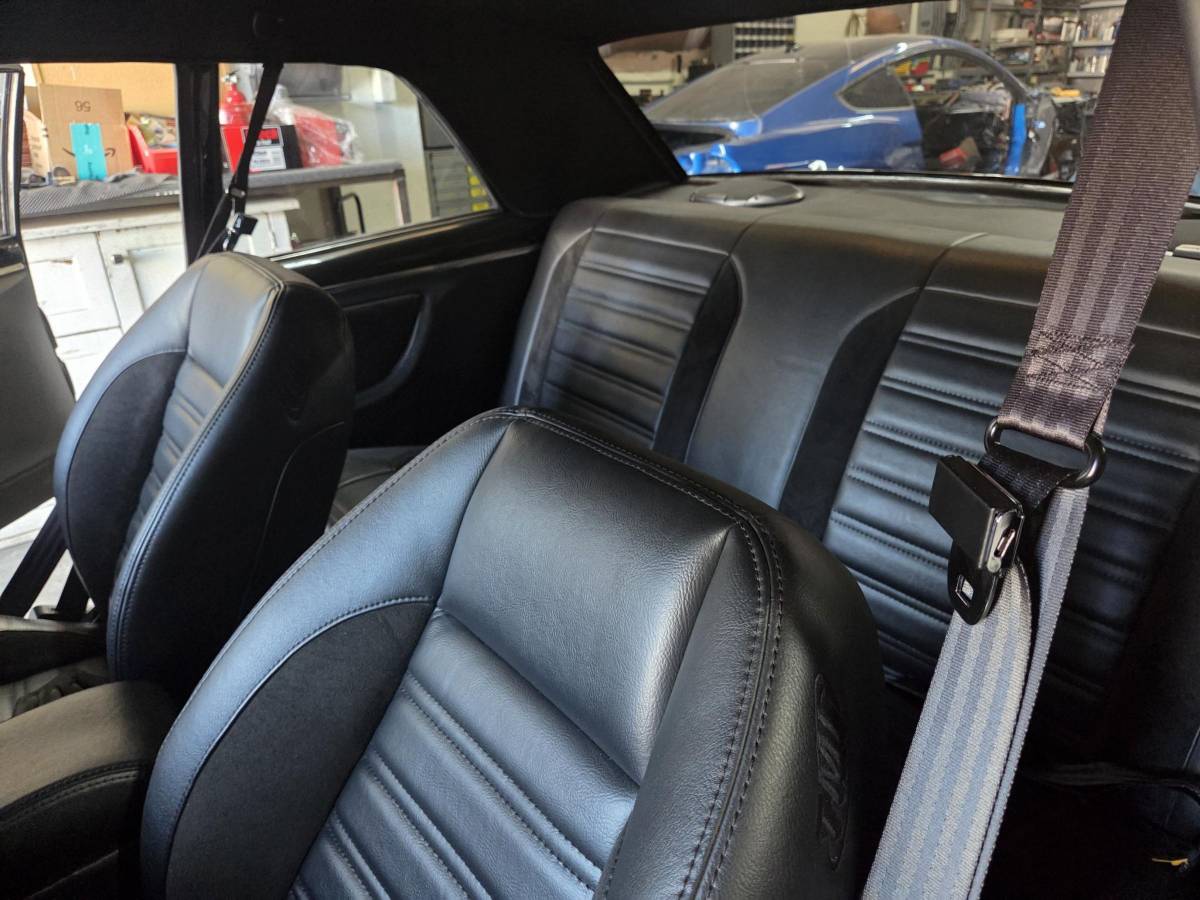 Chevrolet-chevelle-1966-black-2