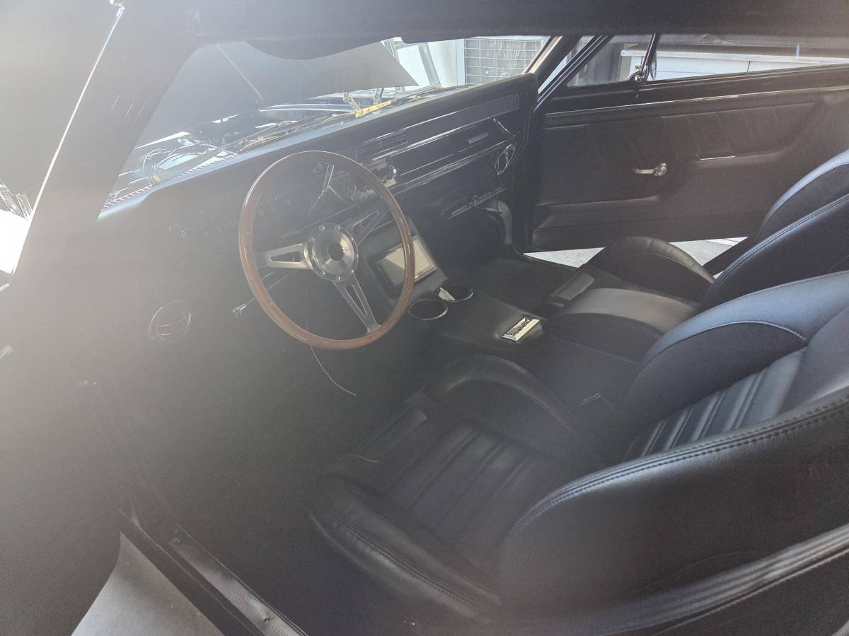 Chevrolet-chevelle-1966-black-3