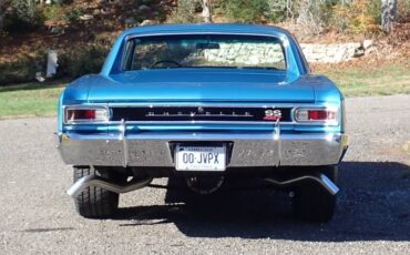Chevrolet-chevelle-1966-blue-14