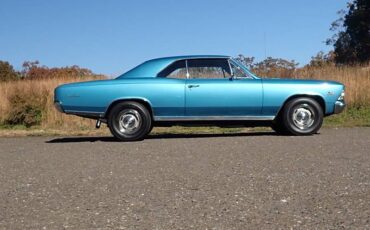 Chevrolet-chevelle-1966-blue-15
