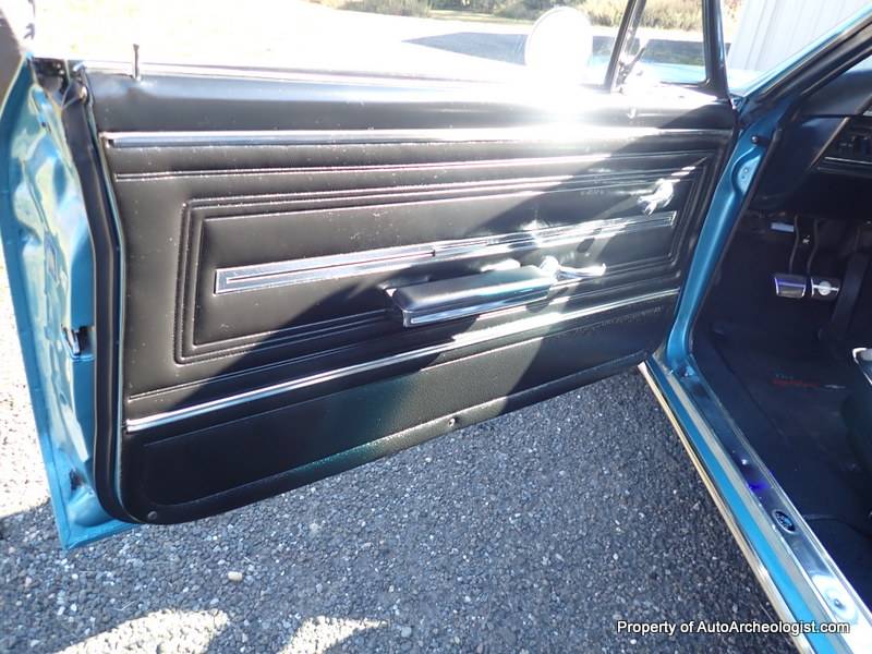 Chevrolet-chevelle-1966-blue-5