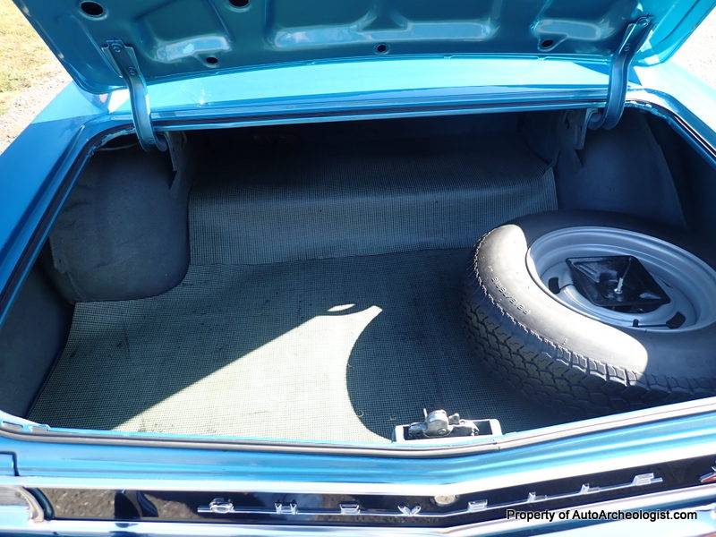 Chevrolet-chevelle-1966-blue-8