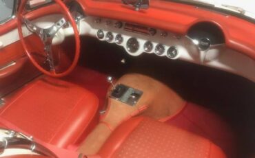 Chevrolet-corvette-1956-white-5