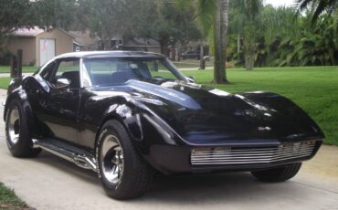 Chevrolet-corvette-1971-12