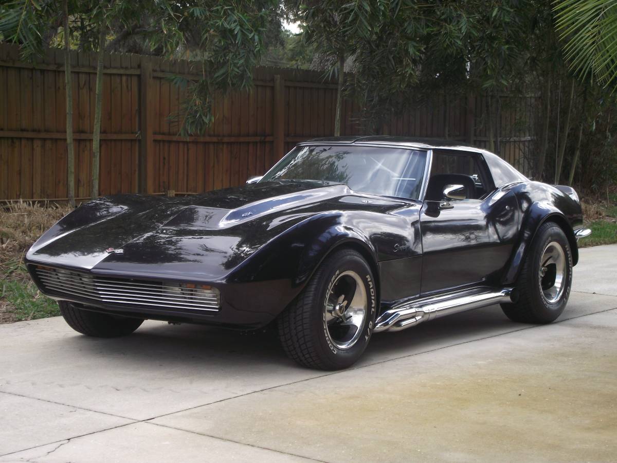 Chevrolet-corvette-1971-9