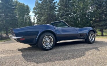 Chevrolet-corvette-1971-blue-14