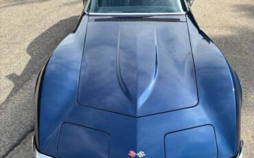 Chevrolet-corvette-1971-blue-4
