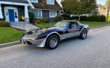 Chevrolet-corvette-1978-black