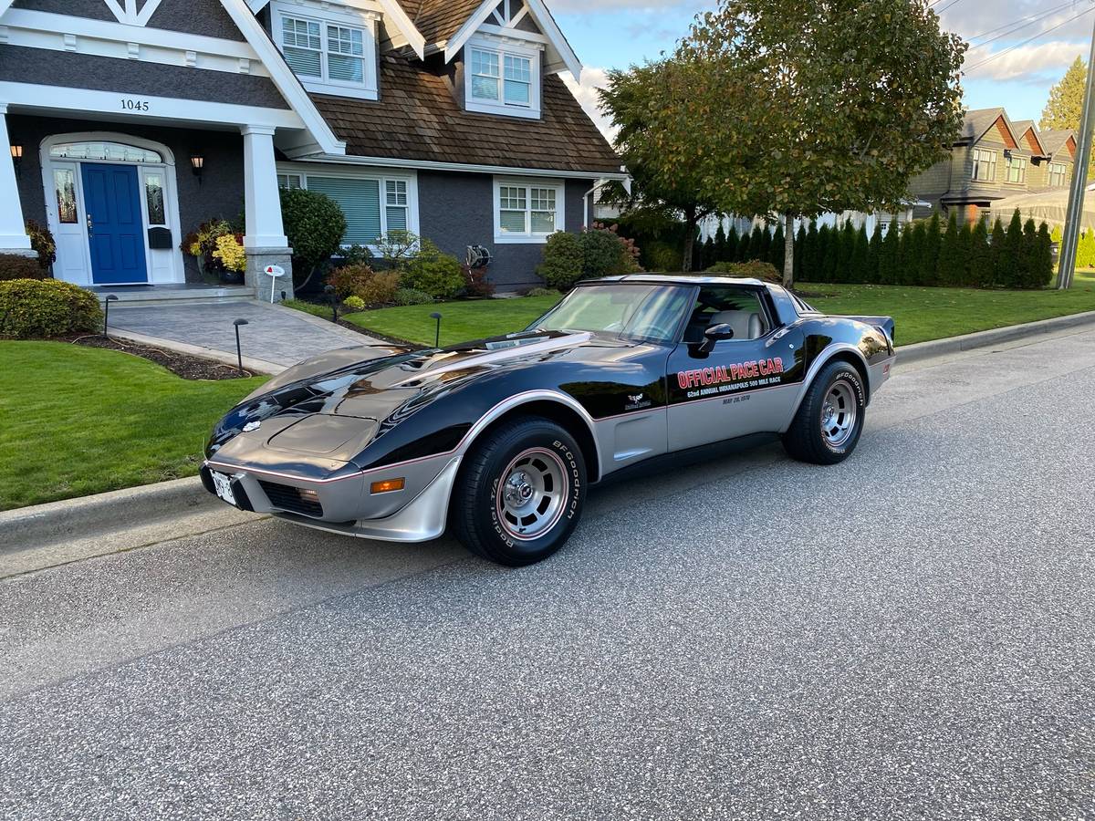 Chevrolet-corvette-1978-black