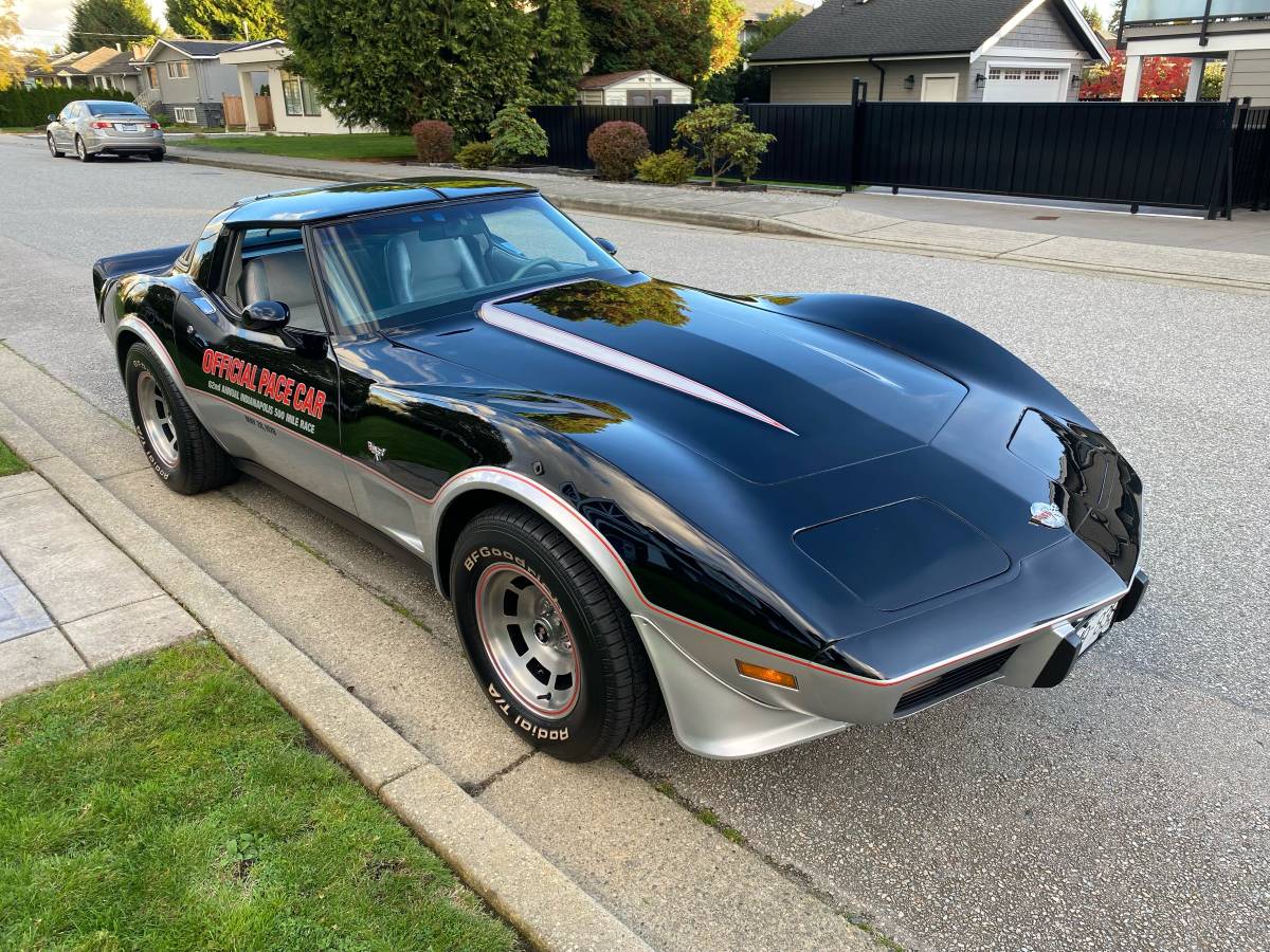 Chevrolet-corvette-1978-black-7