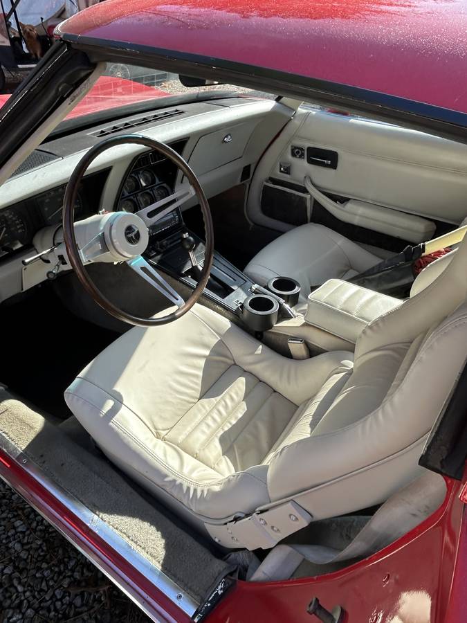Chevrolet-corvette-1980-4