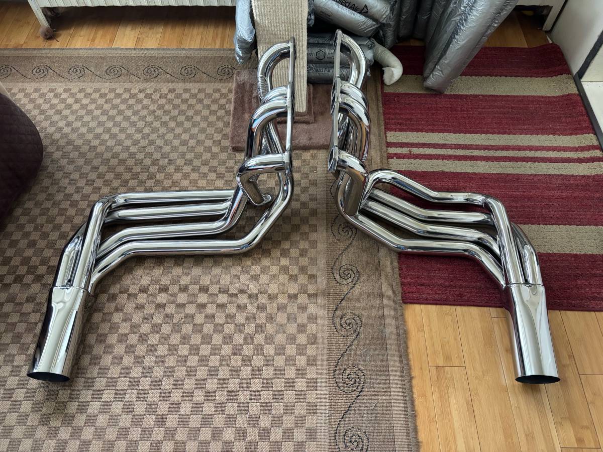 Chevrolet-corvette-1981-black-18