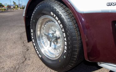 Chevrolet-corvette-1982-silver-1