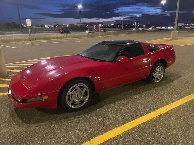 Chevrolet-corvette-1990-red-7