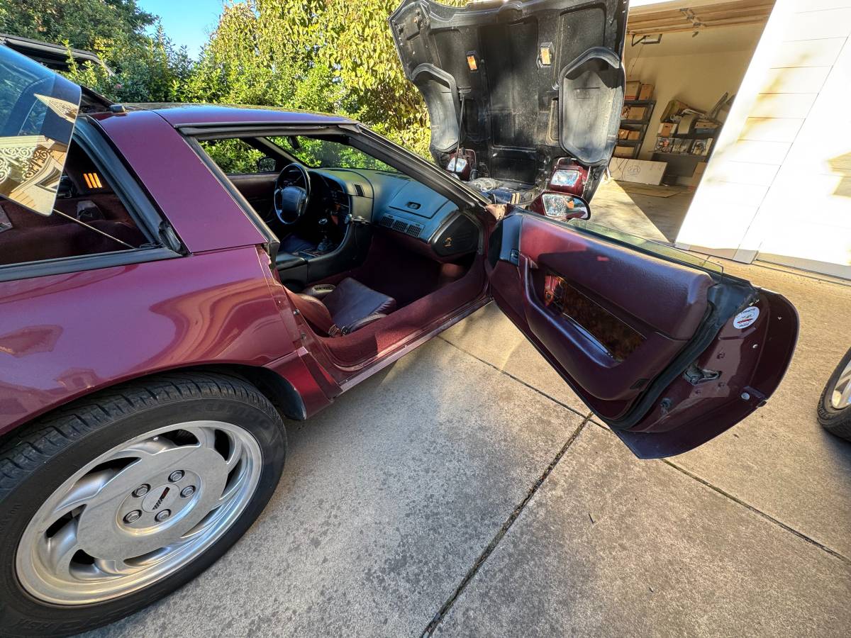 Chevrolet-corvette-1993-custom-10