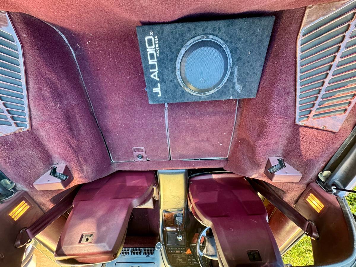 Chevrolet-corvette-1993-custom-18