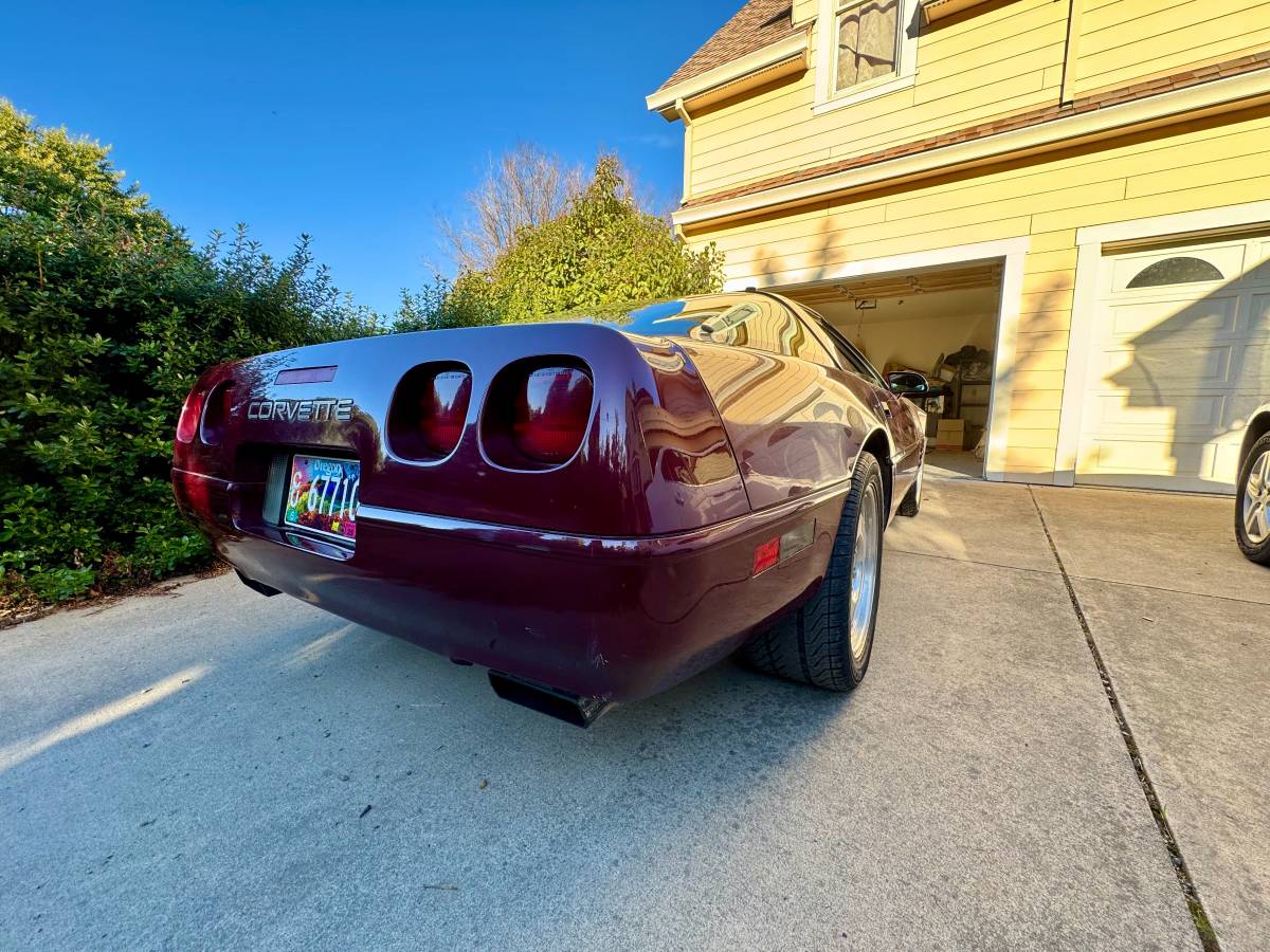 Chevrolet-corvette-1993-custom-8