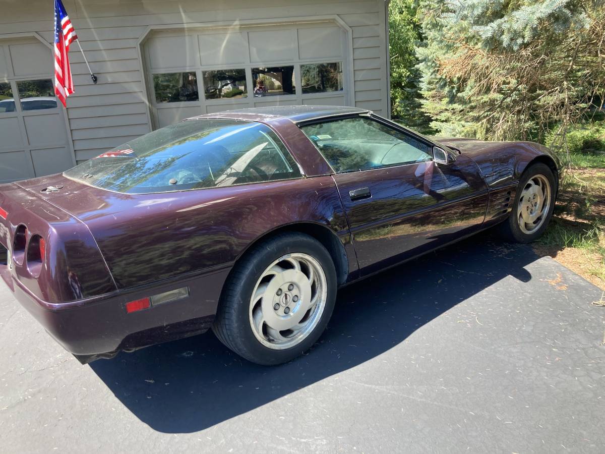 Chevrolet-corvette-amp-convertible-1994-purple
