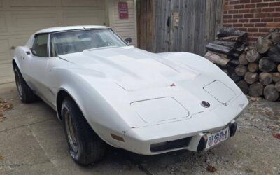 Chevrolet corvette stingray 1976