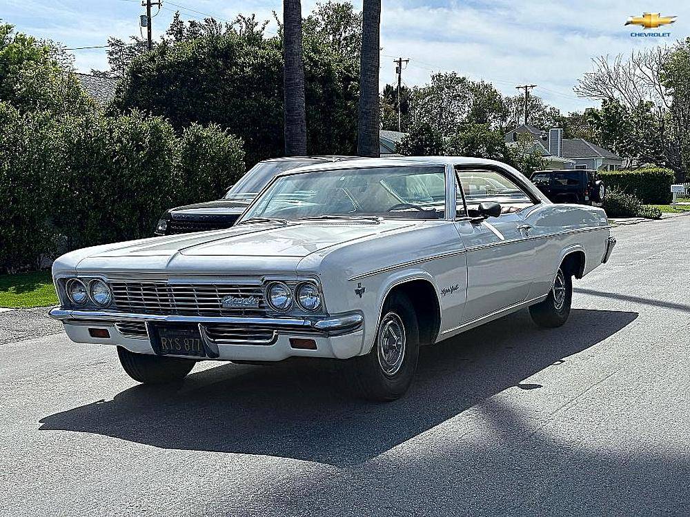 Chevrolet-impala-ss-1966-red-35