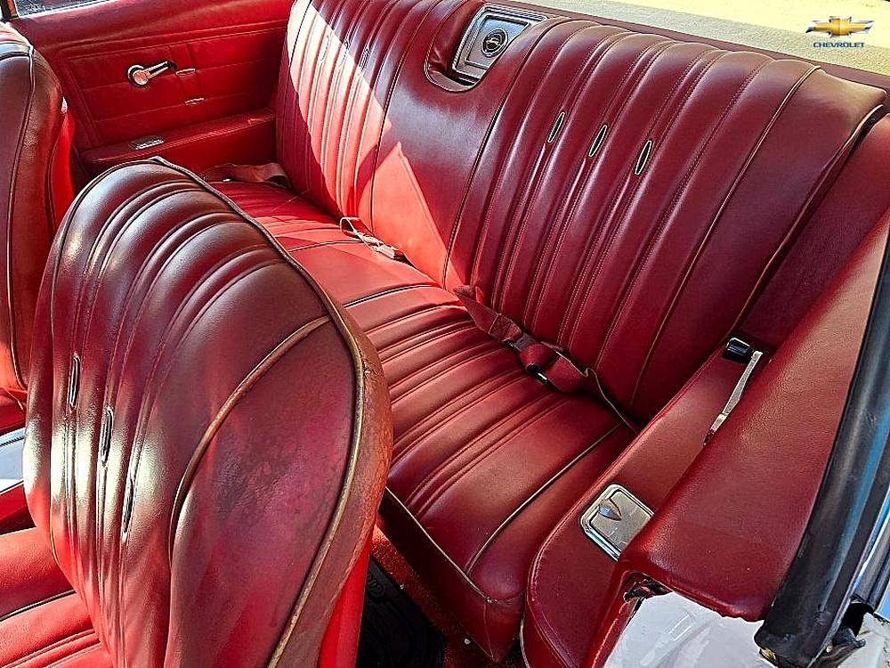 Chevrolet-impala-ss-1966-red-39