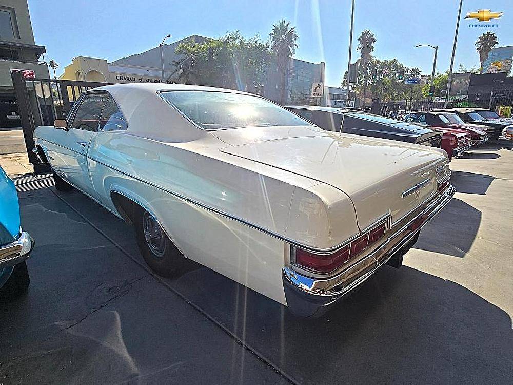 Chevrolet-impala-ss-1966-red-6