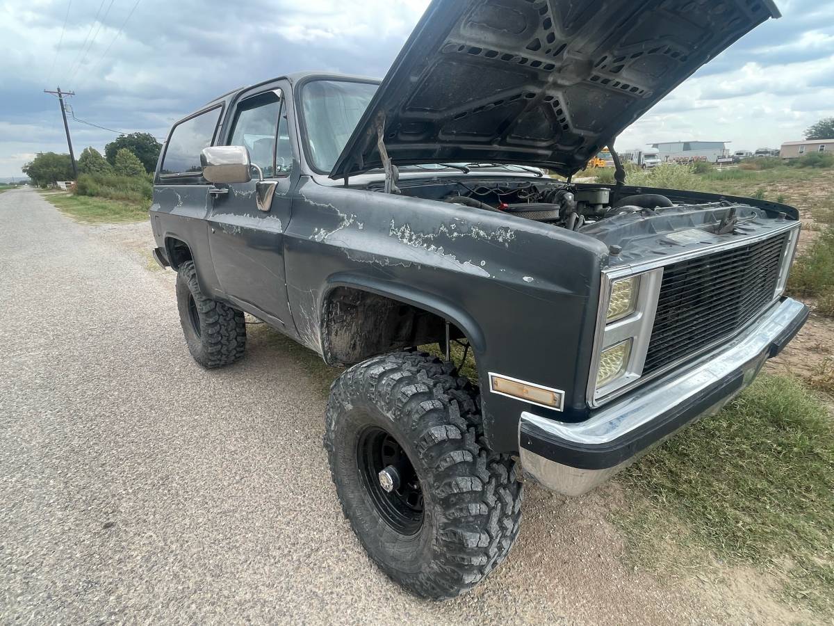 Chevrolet-k5-blazer-1985-green-2