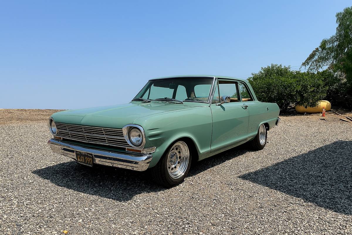 Chevrolet-nova-1962-green-3