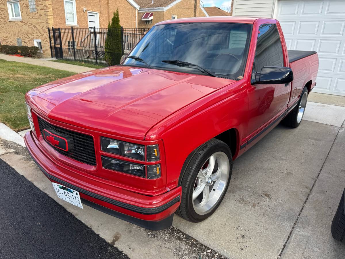 Chevrolet-silverado-1500-1988-red-1