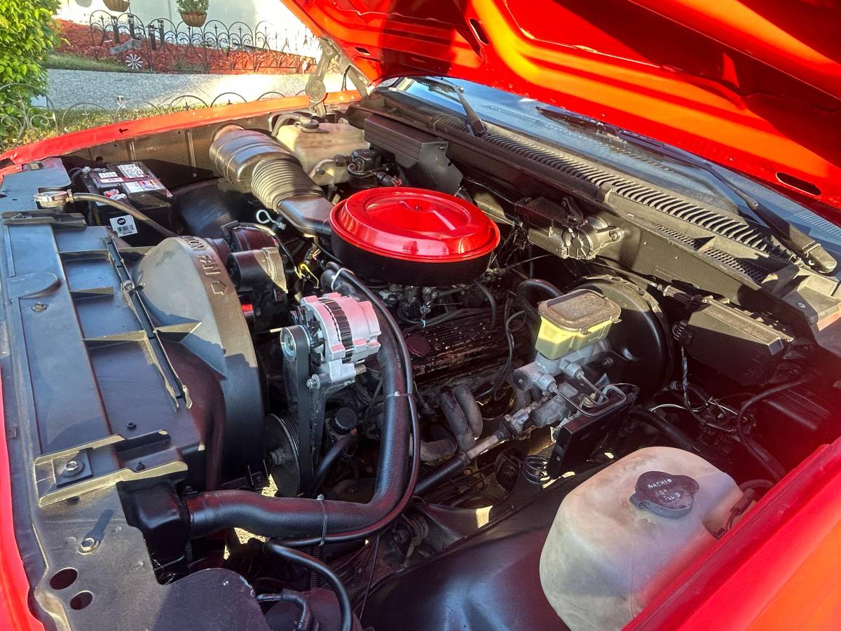 Chevrolet-silverado-1500-1988-red-9