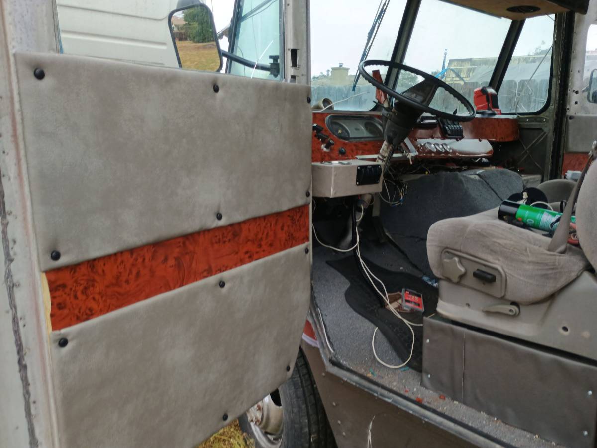 Chevy-3100-truck-1973-blue-39