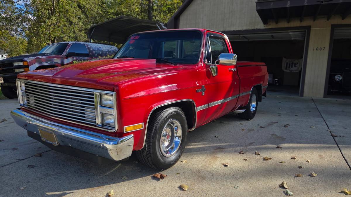 Chevy-c-10-silverado-1986-red-10