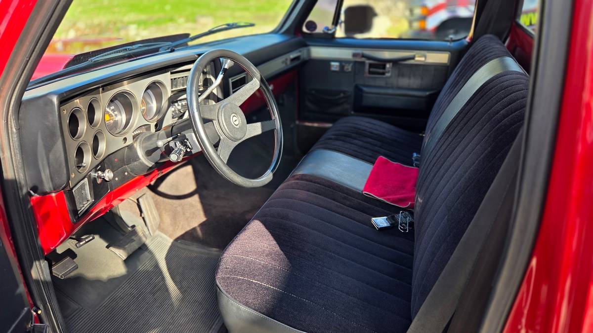 Chevy-c-10-silverado-1986-red-8