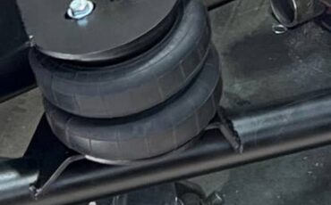 Chevy-c10-truck-1963-custom-1