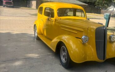 Chevy-custom-1936-yellow-1